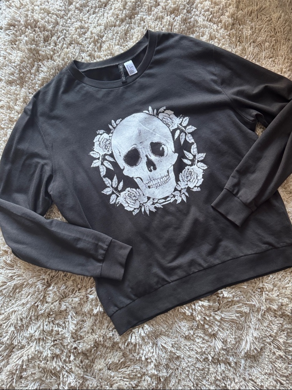 H&M Black Skull Graphic Sweatshirt